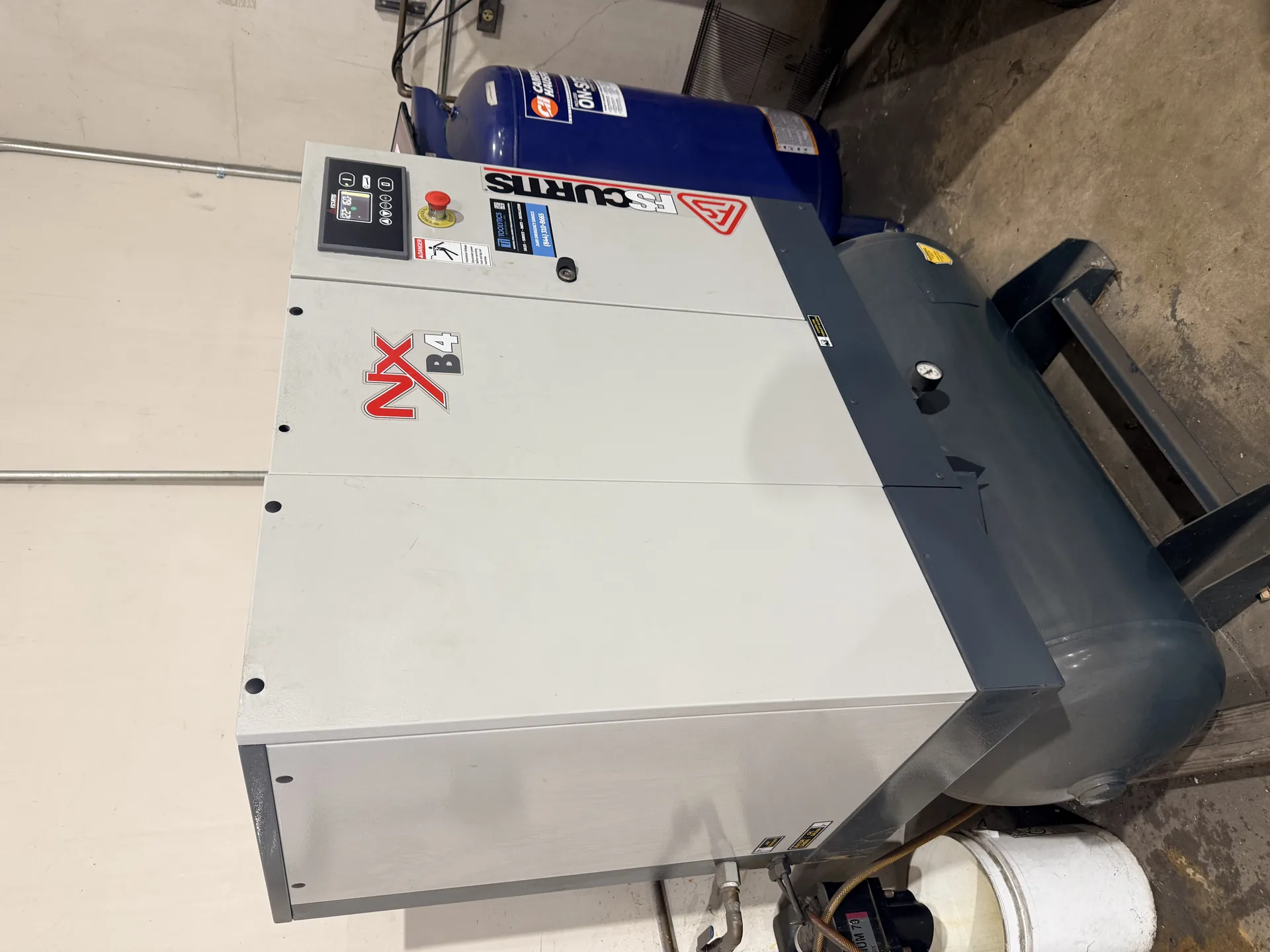 FS Curtis NX series rotary screw air compressor service call